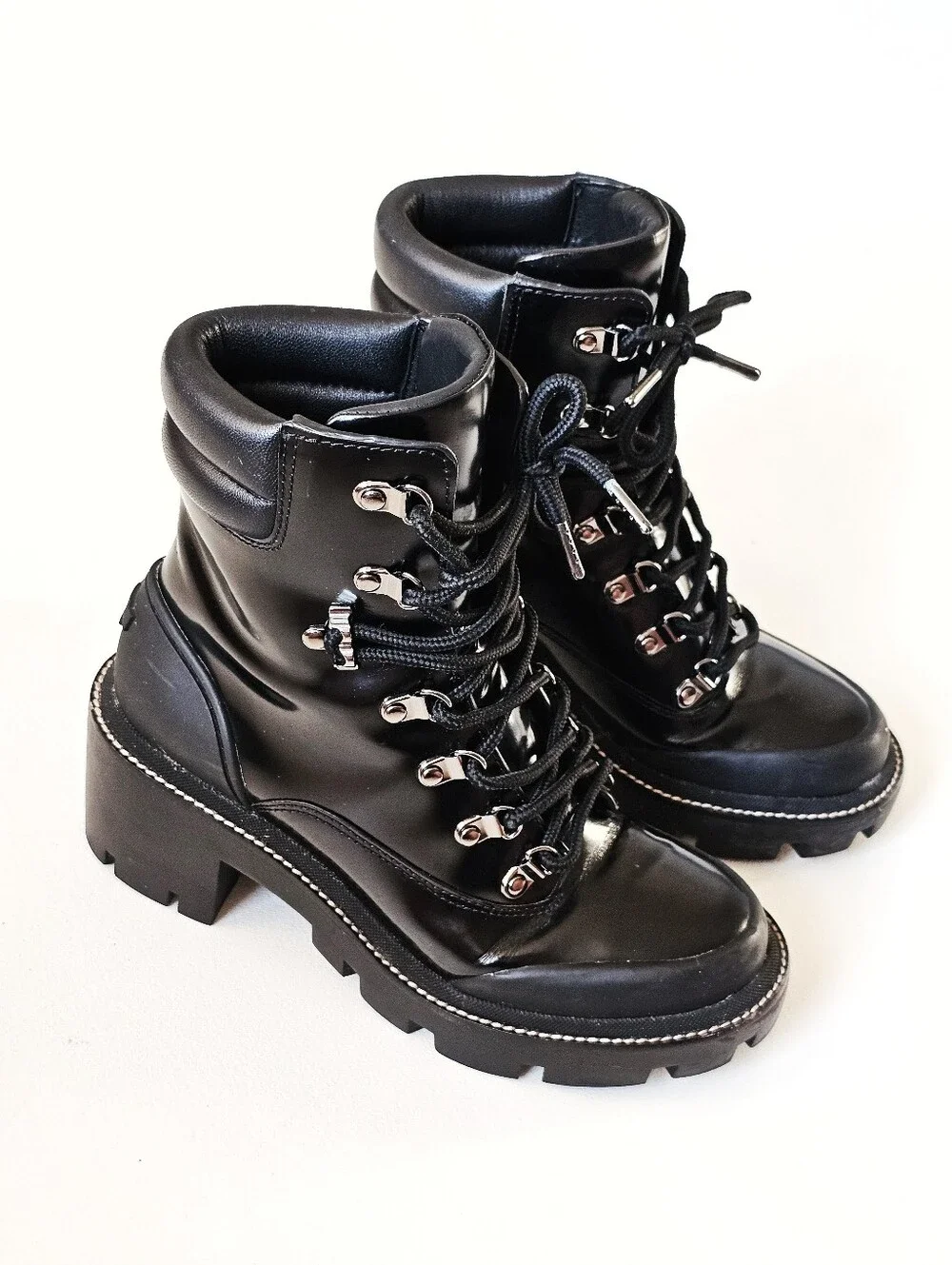Tory Burch Leather Lug Sole Combat Hiking Boots Black Lace Up Women's Size 7
